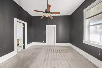 713 E 37th Street, Houston, TX 77022 - Photo 8