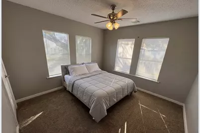 10 7th Street N, Texas City, TX 77590 - Photo 16