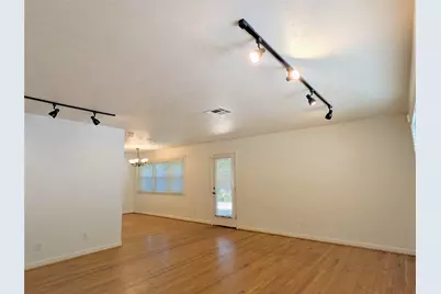 4514 Benning Drive, Houston, TX 77035 - Photo 8