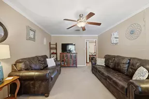 1705 Eldon St, Brenham, TX 77833 - Photo 2
