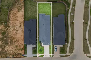 21006 Carob Tree Ln, Tomball, TX 77377 - Photo 2