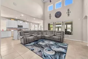 127 Round Lake Dr, Rosenberg, TX 77469 - Photo 2