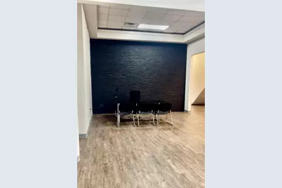 10902 Kingspoint Road, Houston, TX 77075 - Photo 6