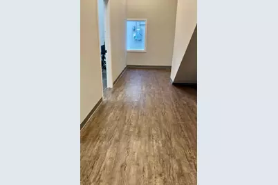 10902 Kingspoint Road, Houston, TX 77075 - Photo 8