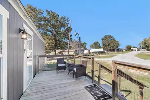 622 Lake Shore Dr, Trinity, TX 75862 - Photo 4