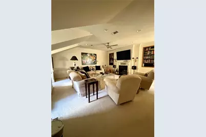 1 Pine Briar Circle, Houston, TX 77056 - Photo 8