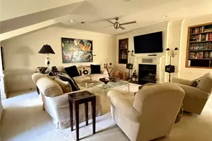 1 Pine Briar Cir, Houston, TX 77056 - Photo 8