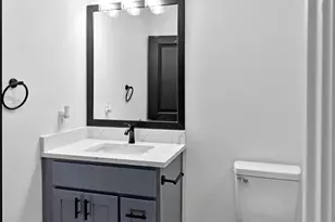 8136 Chateau St, Houston, TX 77028 - Photo 22