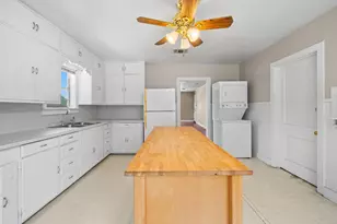 1802 Marjorie St, Brenham, TX 77833 - Photo 12