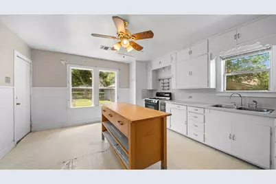 1802 Marjorie Street, Brenham, TX 77833 - Photo 10