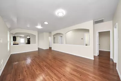 819 Sun Prairie Dr Drive, Houston, TX 77090 - Photo 4