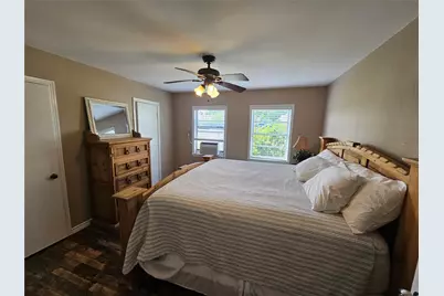 136 Fisher Street, Matagorda, TX 77414 - Photo 4