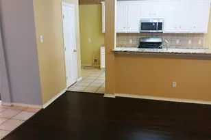 3519 Deerbrook Ct, Pearland, TX 77584 - Photo 6