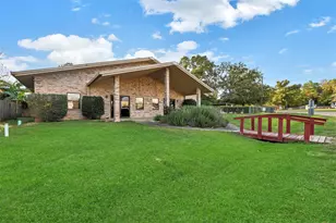124 Wren, Livingston, TX 77351 - Photo 24