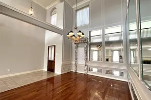 1103 Gloria Ct, Sugar Land, TX 77478 - Photo 6