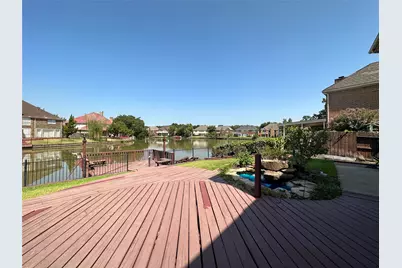 1103 Gloria Court, Sugar Land, TX 77478 - Photo 18