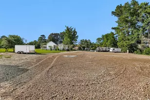 207 W Elder St, Colmesneil, TX 75938 - Photo 34