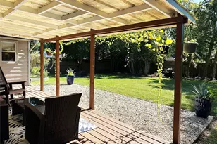 4821 Hummingbird St, Houston, TX 77035 - Photo 40