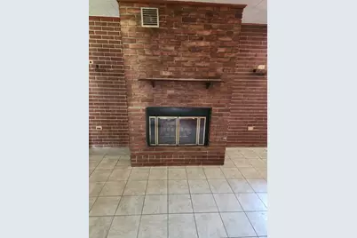 2930 Danforth Dr, Texas City, TX 77590 - Photo 2