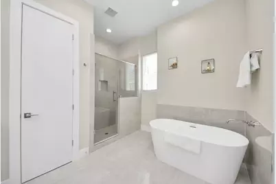 5935 Beall Street #C, Houston, TX 77091 - Photo 32