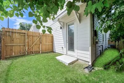 5935 Beall Street #C, Houston, TX 77091 - Photo 50