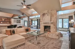 502 Wildwood Dr, Seabrook, TX 77586 - Photo 10