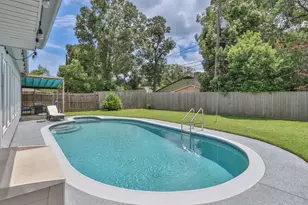 502 Wildwood Dr, Seabrook, TX 77586 - Photo 30