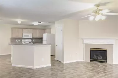 5530 Violet Path Lane, Houston, TX 77085 - Photo 4