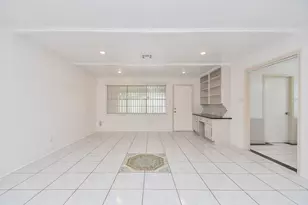7714 Eichler Dr, Houston, TX 77036 - Photo 8