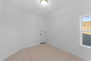 7739 Topaz Ridge Dr, Angleton, TX 77515 - Photo 22