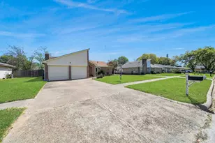 1750 Hilton Head Dr, Missouri City, TX 77459 - Photo 6