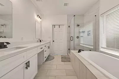 4423 Parkwater Cove Court SE, Sugar Land, TX 77479 - Photo 38