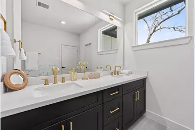 953 Highland Light Lane, Houston, TX 77091 - Photo 20