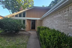 15135 Beechnut Street St, Houston, TX 77083 - Photo 2