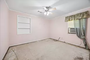 4410 Libbey Ln, Houston, TX 77092 - Photo 10