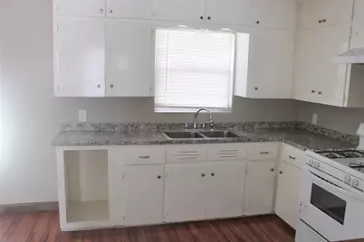3408 Allendale Street, Victoria, TX 77901 - Photo 6