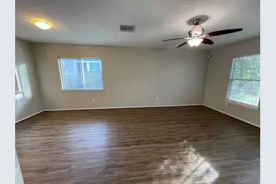 1603 Nichole Woods Drive, Houston, TX 77047 - Photo 8