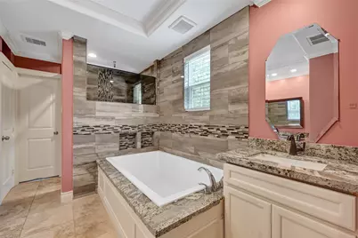 10773 Royal Pines Drive, Conroe, TX 77303 - Photo 18