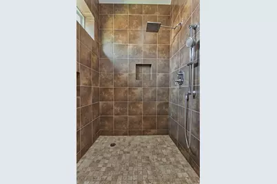 10022 Elkwood Glen Lane, Tomball, TX 77375 - Photo 22