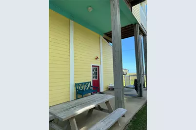 13227 Jolly Roger Drive, Freeport, TX 77541 - Photo 32