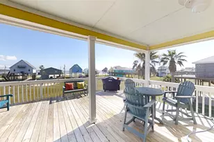 13227 Jolly Roger Dr, Freeport, TX 77541 - Photo 8