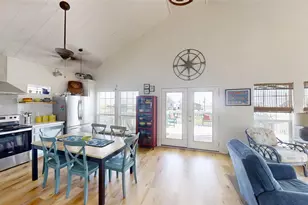 13227 Jolly Roger Dr, Freeport, TX 77541 - Photo 12