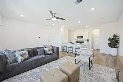 5926 Manning Oaks Street, Houston, TX 77091 - Photo 8