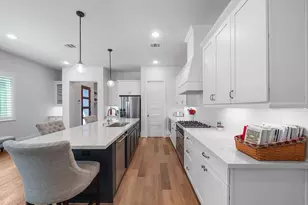 812 E 24th St, Houston, TX 77009 - Photo 10