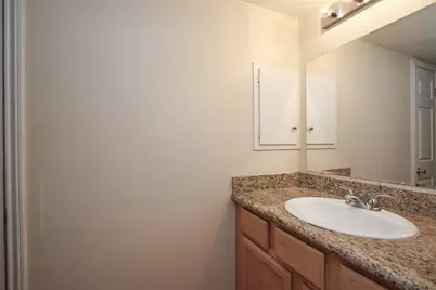 2052 Branard Street #4, Houston, TX 77098 - Photo 10