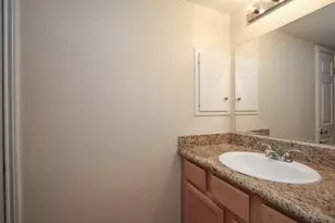 2052 Branard St, Houston, TX 77098 - Photo 10