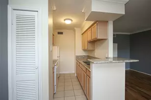 2052 Branard St, Houston, TX 77098 - Photo 2