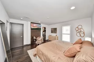 1410 Hyde Park Blvd, Houston, TX 77006 - Photo 2