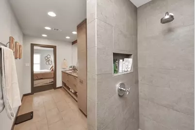 1410 Hyde Park Boulevard #203, Houston, TX 77006 - Photo 18