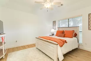 52 English Oak Ct, Lake Jackson, TX 77566 - Photo 30